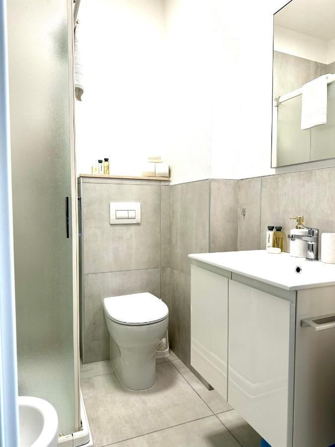 Beach Front Apartment Sabbiadoro Lignano Sabbiadoro Bagian luar foto